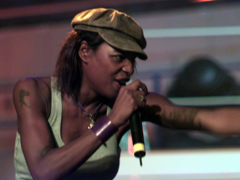 Sonique @ New Pop Festival 2003
